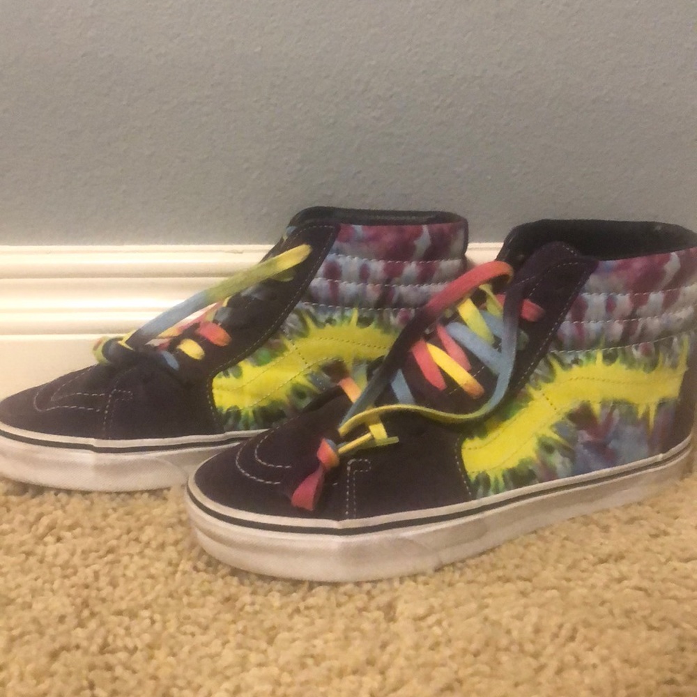 Vans high 8.5 tie-dye like new!